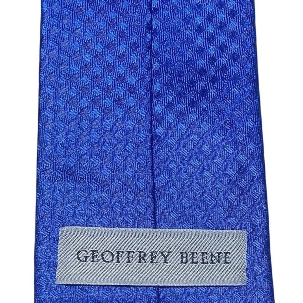 Geoffrey‎ Beene Men's Neck Tie Blue  Blue Blue Blue Blue - Picture 3 of 3